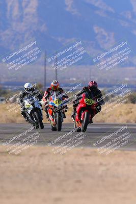 media/Dec-17-2023-CVMA (Sun) [[bf0c04832d]]/Race 2 Amateur Supersport Open/